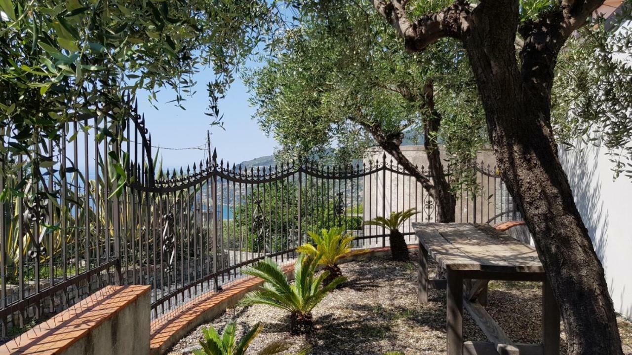 Piccola Casa Con Giardino Vila Sanremo Exterior foto